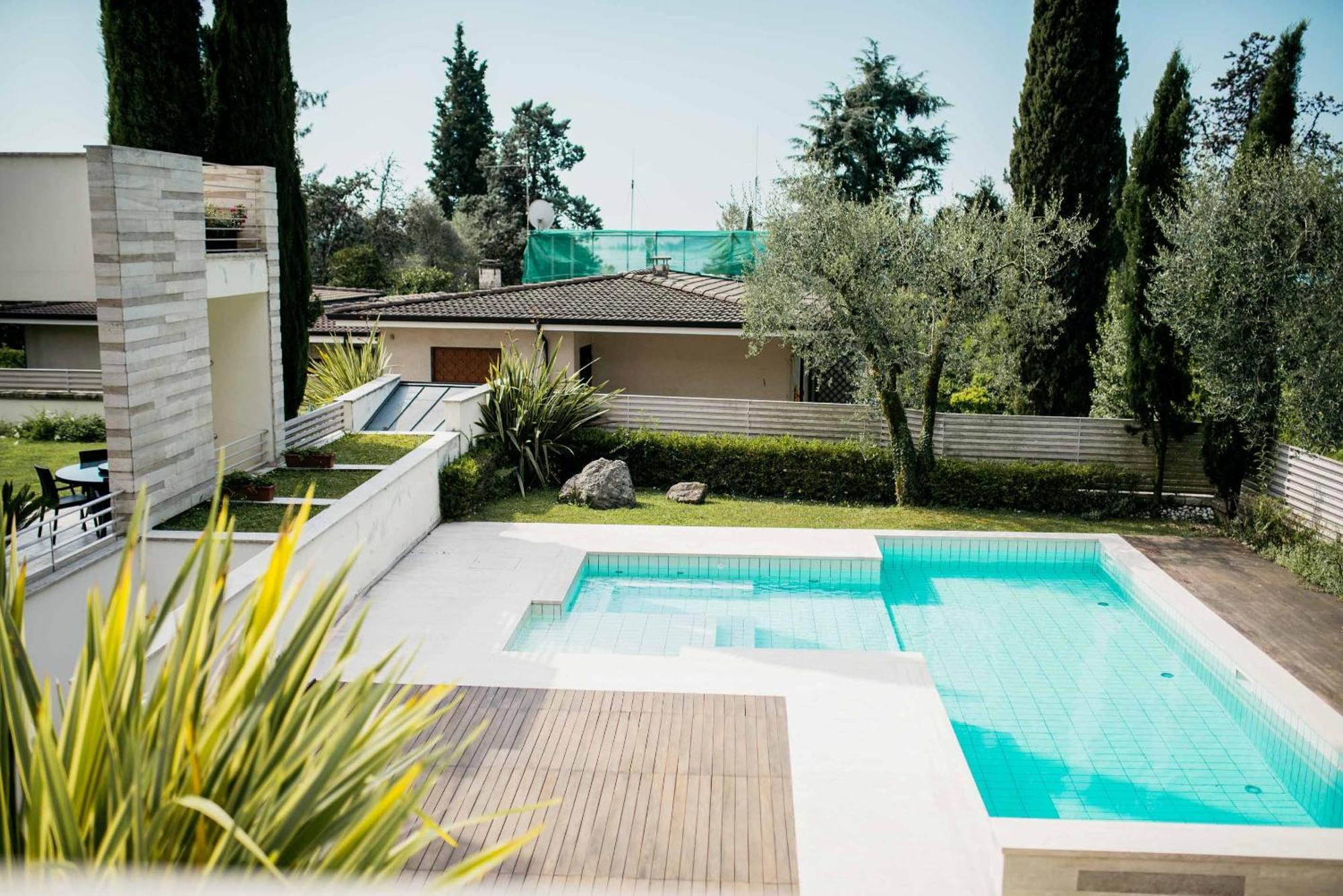 Casa Chiara Villa การ์โดเน ริเวียรา ภายนอก รูปภาพ